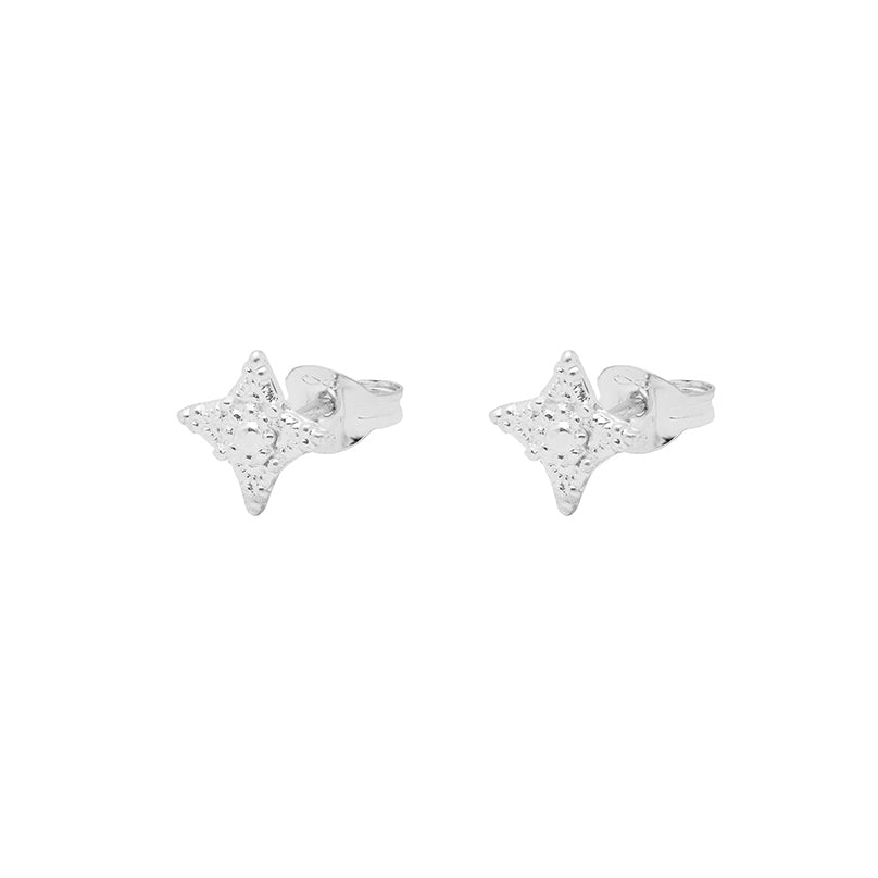 Lustre Studs