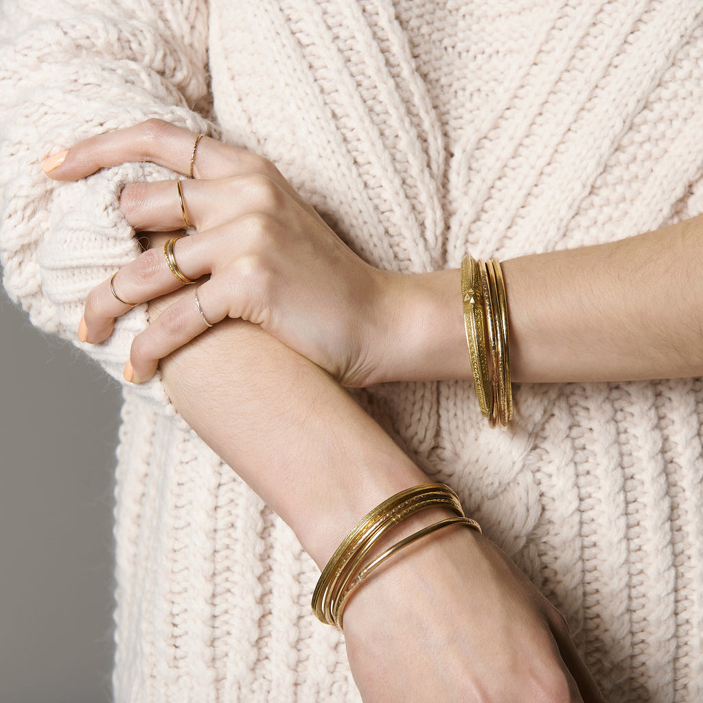 Round Etch Bracelet